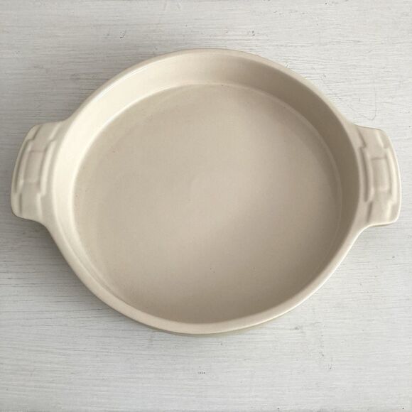 Longaberger Woven Traditions Pottery Ivory 9" Round Baking Pottery Stoneware - Picture 2 of 4